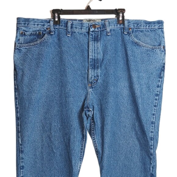 Wrangler Authentics Straight Jeans Mens 50x30 (50x23) Medium Wash 100% Cotton - Picture 2 of 4